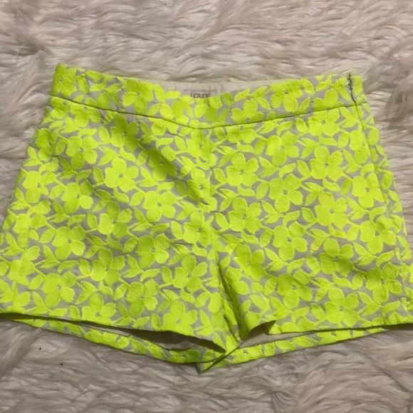 J Crew Bright green Embroidered Floral design shorts sz 0 - Picture 1 of 8